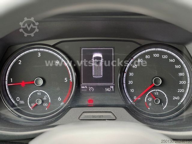 Kleinbus VOLKSWAGEN T6.1 Transporter Kombi lang 8 Sitzer Klima