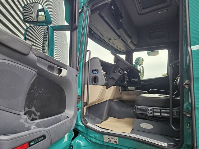Crane truck Scania R450 8x2 / HMF 60TM / CRANE / KRAN