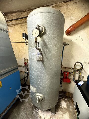 Compressed air tank DBT ZU123/15