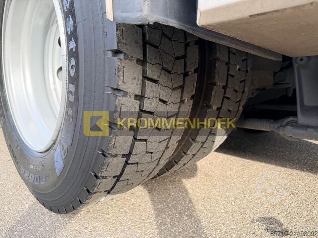 Open body DAF CF 320 FA