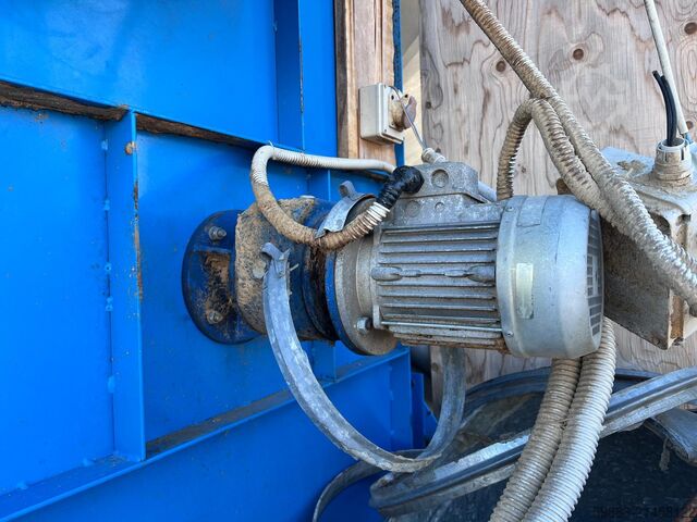 Stationary extraction system F.lli ferrari F.lli ferrari