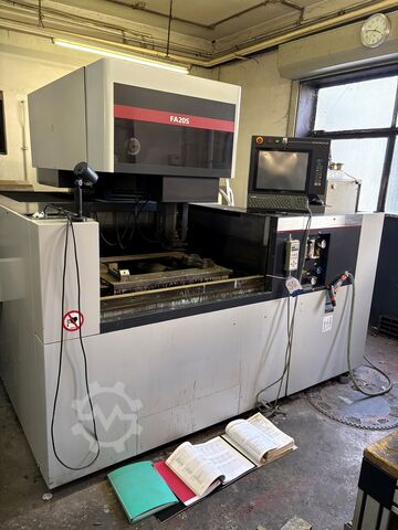 Wire eroding machine MITSUBISHI FA 20 S ADVANCE