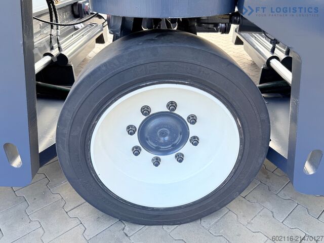 4-way forklift Combilift C8000 GAS TRIPLEX 8300 WIDE POSITIONER