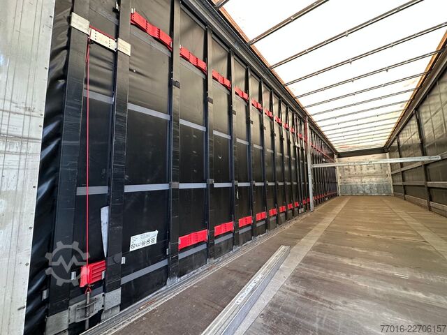 Auflieger mit Pritsche & Plane SCHWARZMÜLLER S1 Speed Curtainsider ,SAF Achsen,,Edsccha,Lift
