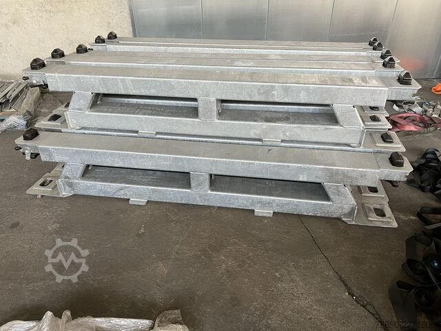 Low loader semitrailer Müller-Mitteltal Ausgleichsbock für Satteltieflader incl. Conatinerverschlüssen