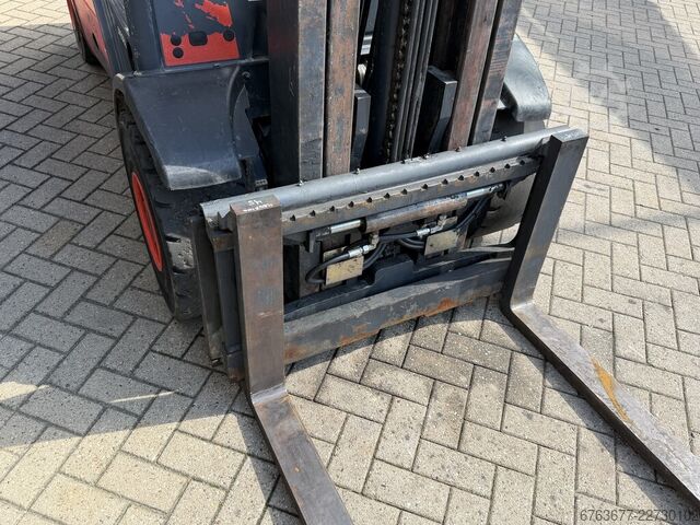 Linde H30D-01 Triplex 530 / Seitenschieber / 4. Steuerkreis / Baujahr 2010 / 12.900 Betriebsstunden  LINDE H30D-01 triplo530 / sideshift / 4e functie / 2010 / 12.900uur / DIESEL