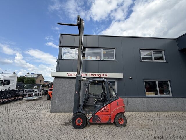 Linde H30D-01 Triplex 530 / Seitenschieber / 4. Steuerkreis / Baujahr 2010 / 12.900 Betriebsstunden  LINDE H30D-01 triplo530 / sideshift / 4e functie / 2010 / 12.900uur / DIESEL