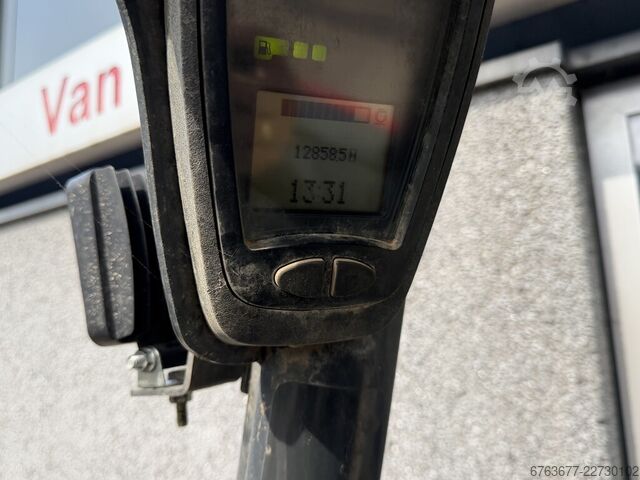Linde H30D-01 Triplex 530 / Seitenschieber / 4. Steuerkreis / Baujahr 2010 / 12.900 Betriebsstunden  LINDE H30D-01 triplo530 / sideshift / 4e functie / 2010 / 12.900uur / DIESEL