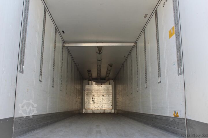 Semitrailer SCHMITZ Thermo King SLXi 300 Doppelstock 2,65h   Strom