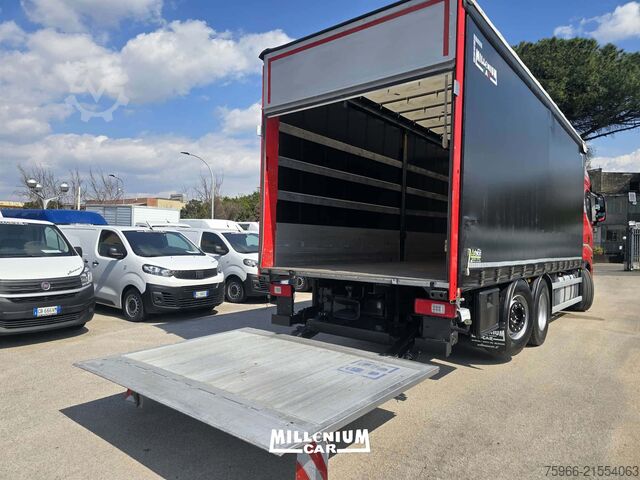 Flatbed truck with tarp Iveco SWAY 510 CENTINATO 7,40 AUT RETARDER