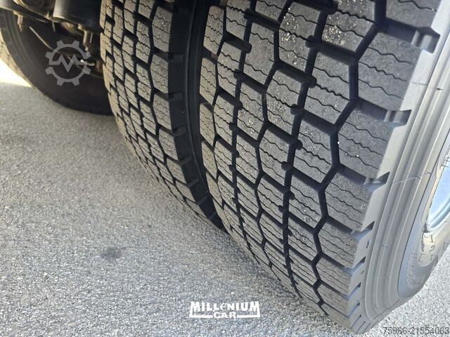 Flatbed truck with tarp Iveco SWAY 510 CENTINATO 7,40 AUT RETARDER