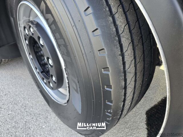 Flatbed truck with tarp Iveco SWAY 510 CENTINATO 7,40 AUT RETARDER