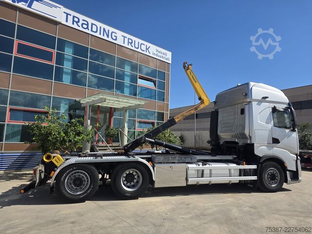 Roll-off tipper truck IVECO SWAY 260S48