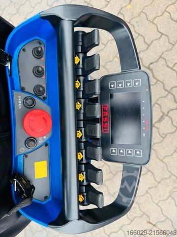 Spezial-LKW VOLVO FH 500 8x4 Kran F705 R.2.7 L436 V20 NEUES MODELL