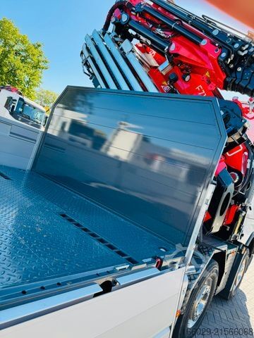 LKW mit Pritsche (offen) VOLVO FH 500 8x2 mit F990RA.2.28 L616 V30