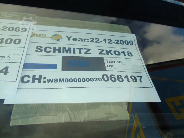 Refrigerated/frozen transport Schmitz Cargobull 2 AXLE + CARRIER + DHOLLANDIA LOADLIFT