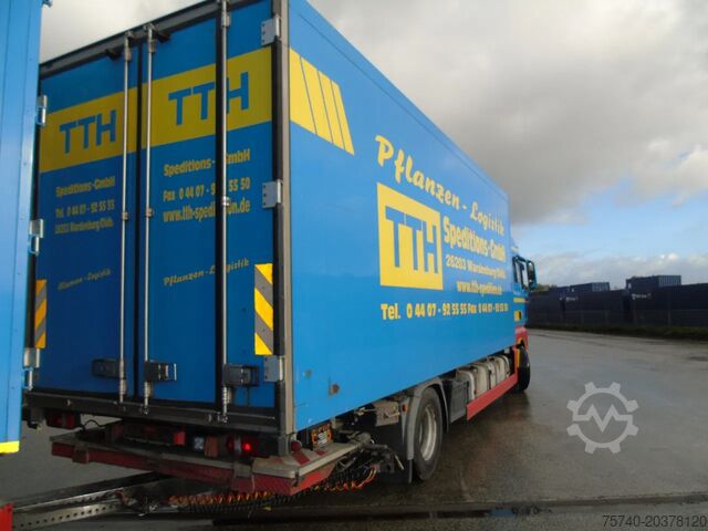 Koffer MAN TGA 18.400 + combi + lift + euro 5 + 2.70