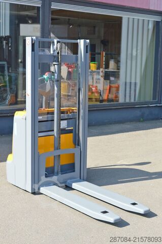 Hochhubwagen Jungheinrich EJC 110