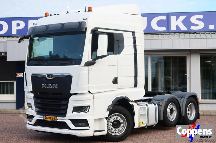 Standard tractor MAN TGX 26.510 6x2  Stuur lift as met Slaapcabine