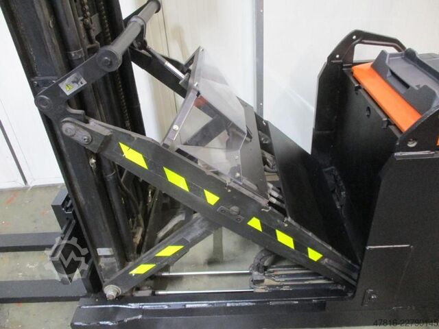 High lifting pallet truck TOYOTA SWE120XR