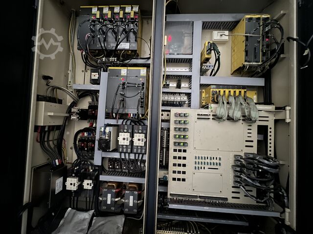 Hochgeschwindigkeits-Vertikalbearbeitungszentrum Makino V55