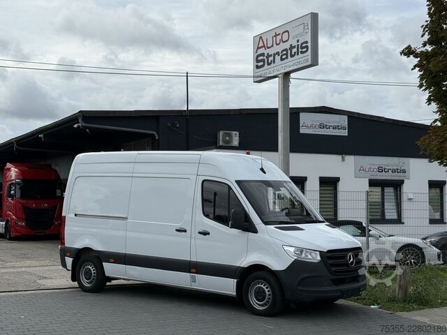 Kastenwagen hoch MERCEDES-BENZ Sprinter 215 CDI L2H2 Klima 7MBUX Orig.