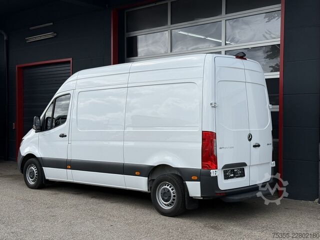 Kastenwagen hoch MERCEDES-BENZ Sprinter 215 CDI L2H2 Klima 7MBUX Orig.
