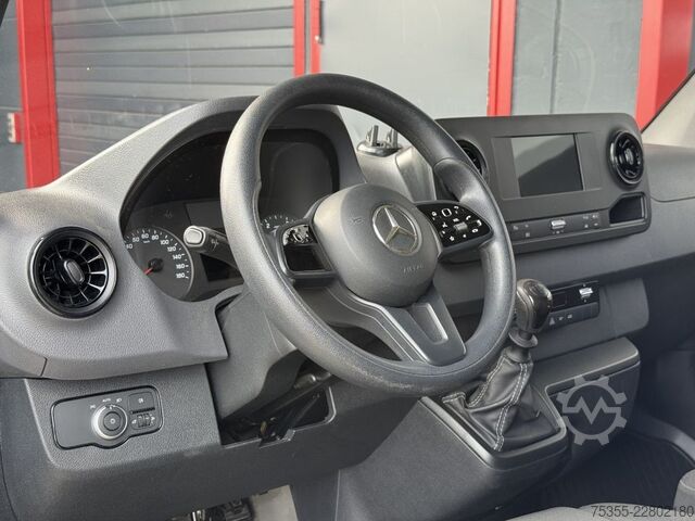 Kastenwagen hoch MERCEDES-BENZ Sprinter 215 CDI L2H2 Klima 7MBUX Orig.