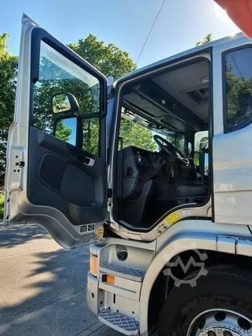 Refuse collection vehicle Scania P410 LB 8x2*6 MNA VARIOPRESS ZÖLLER DELTA 2301