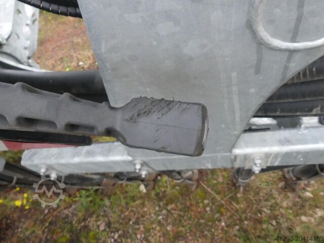 Schleppschuhverteiler Bomech Multi 4XL 30S