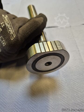 CHARMILLES CHARMILLES