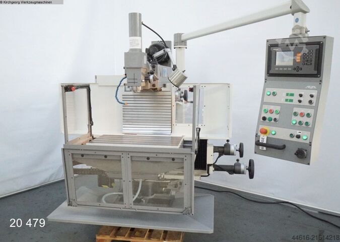 Werkzeugfräsmaschine - Universal AVIA FNE 40P