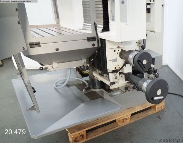 Werkzeugfräsmaschine - Universal AVIA FNE 40P