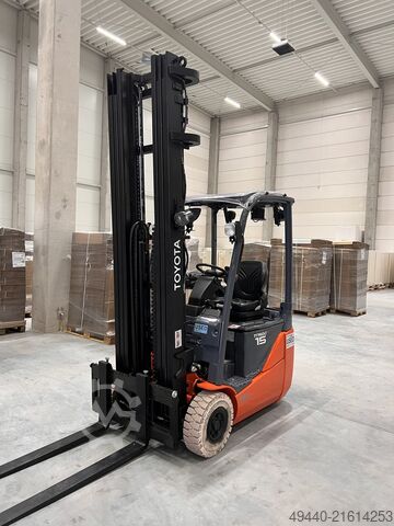 Forklift Toyota 8FBET15