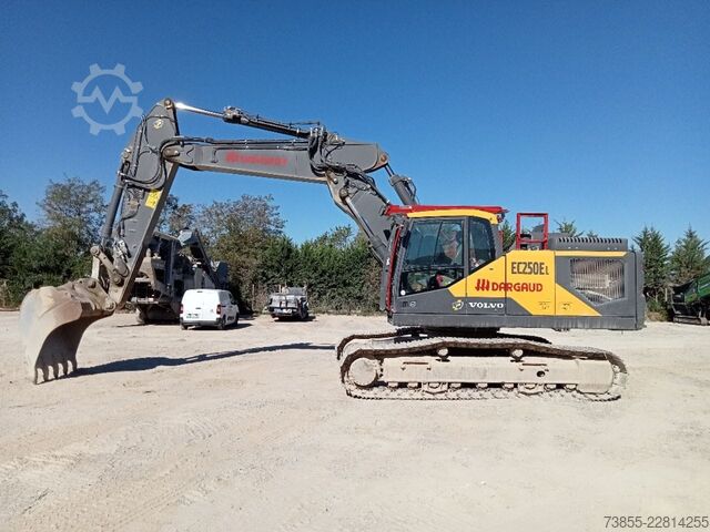 Kettenbagger Volvo EC250EL