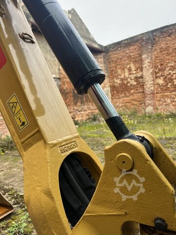 Raupenbagger Caterpillar 301.8