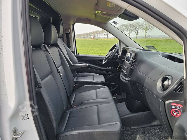 High-roof van MERCEDES-BENZ EVITO 112 66KWH 286KM WLTP