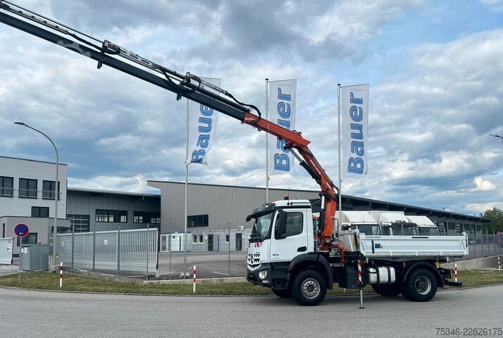 Dreiseitenkipper LKW MERCEDES-BENZ Arocs 2135 Kipper/Kran Atlas AK 135/Funk/107 tkm