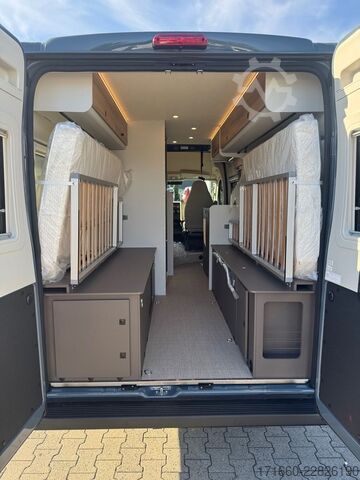 Kastenwagen Wohnmobil / Campervan BÜRSTNER B66 C 640 Aufstelldach / Dieselheizung