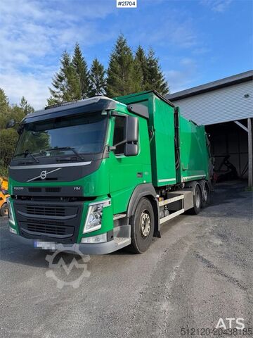 Abfallsammelfahrzeug Volvo FM410 2-Chamber Refuse Truck.