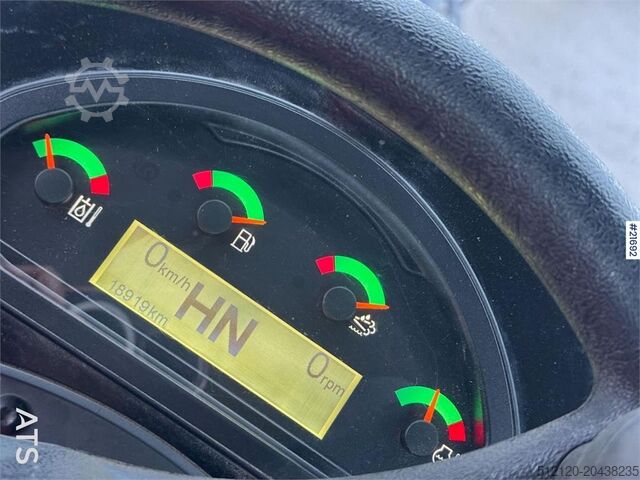 Radlader CAT 918M wheel loader w/ grading bucket, flap wing buc