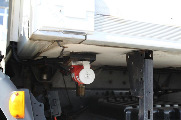 Kühlkoffer-LKW Daf LF 250 E6 Carrier Supra Strom Tür + LBW Kamera