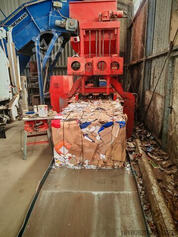 Bale press with conveyor belt Avermann AVOS BP 1411-60
