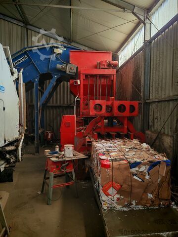 Bale press with conveyor belt Avermann AVOS BP 1411-60