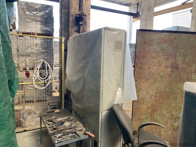 Concrete block - factory ADLER S.A.S. Route de la Bourde, 60360 C PIERRE ET BERTRAND SIGMA 1000 with autom