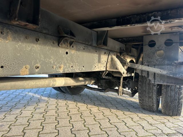 Pritschenwagen MAN 8.180 / Schalter