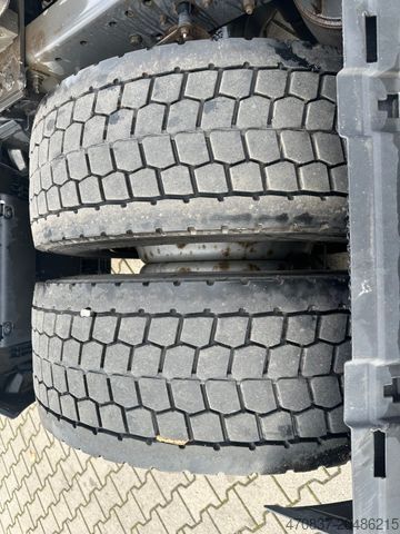 Volumen SZM RENAULT T 460 / VEB / Hub Sattelplatte / Euro 6