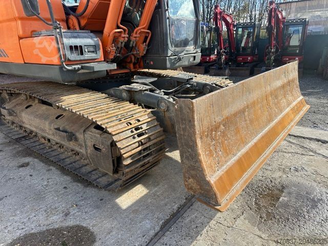 Kettenbagger DOOSAN DX 180LC-3 / Planierschild