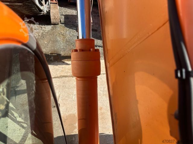 Kettenbagger DOOSAN DX 180LC-3 / Planierschild