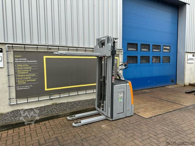 Electric triplex stacker Still EXV SF 14 year 2018 STILL EXV SF 14